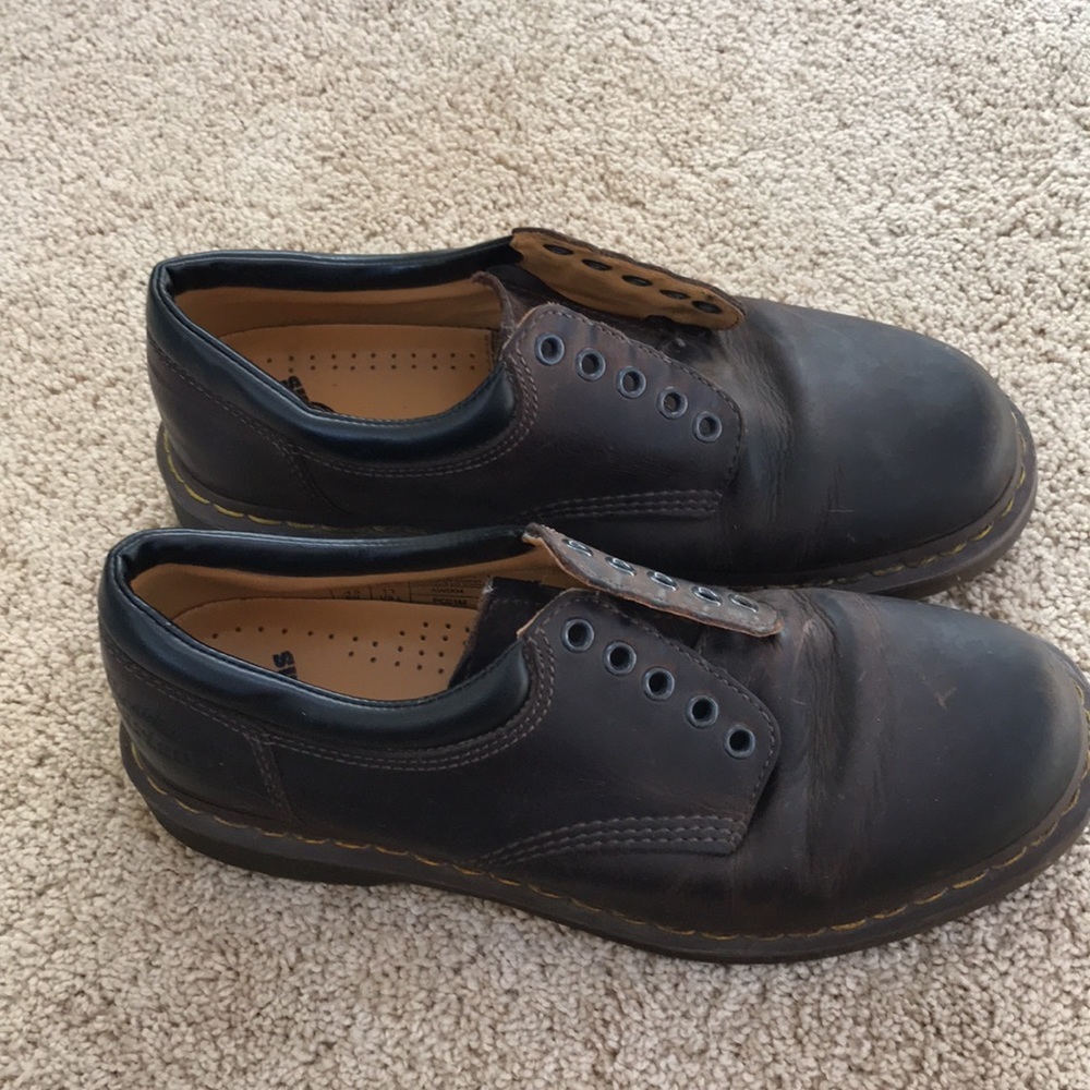 Dr Martens airwair Mens SZ 10 brown boots. - Picture 3 of 10